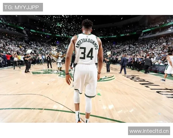 库里携手字母哥来袭！勇士酝酿震撼大交易，巴特勒坚守阵容以打动雄鹿